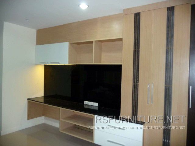 สิรสาทาวน์โฮม บิ้วอิน ห้องนั่งเล่น ตู้โชว์ ตู้ทีวี 5 